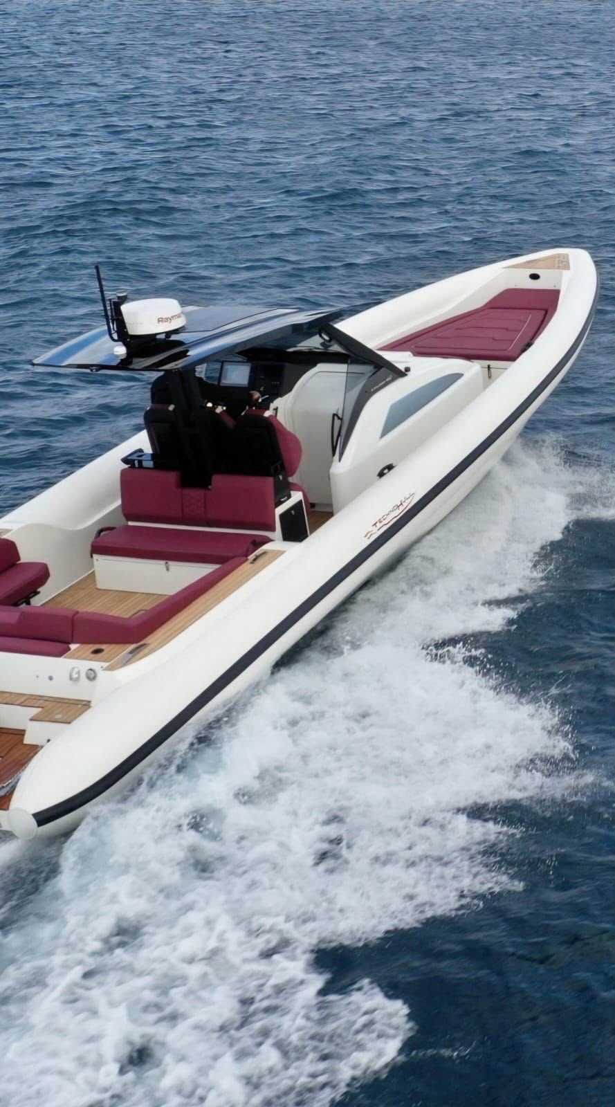 Technohull 38 Grand Sport — 2