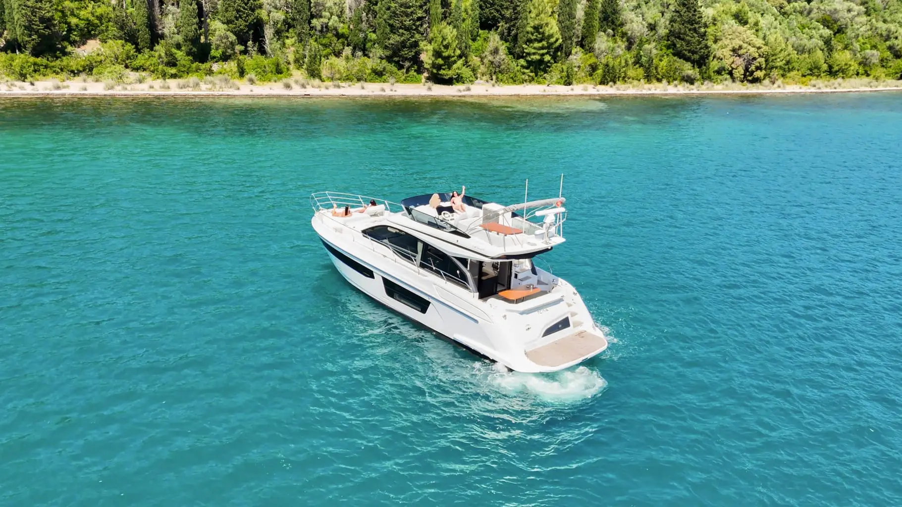 Azimut Azimut 55 Fly available for charter in Montenegro, Montenegro